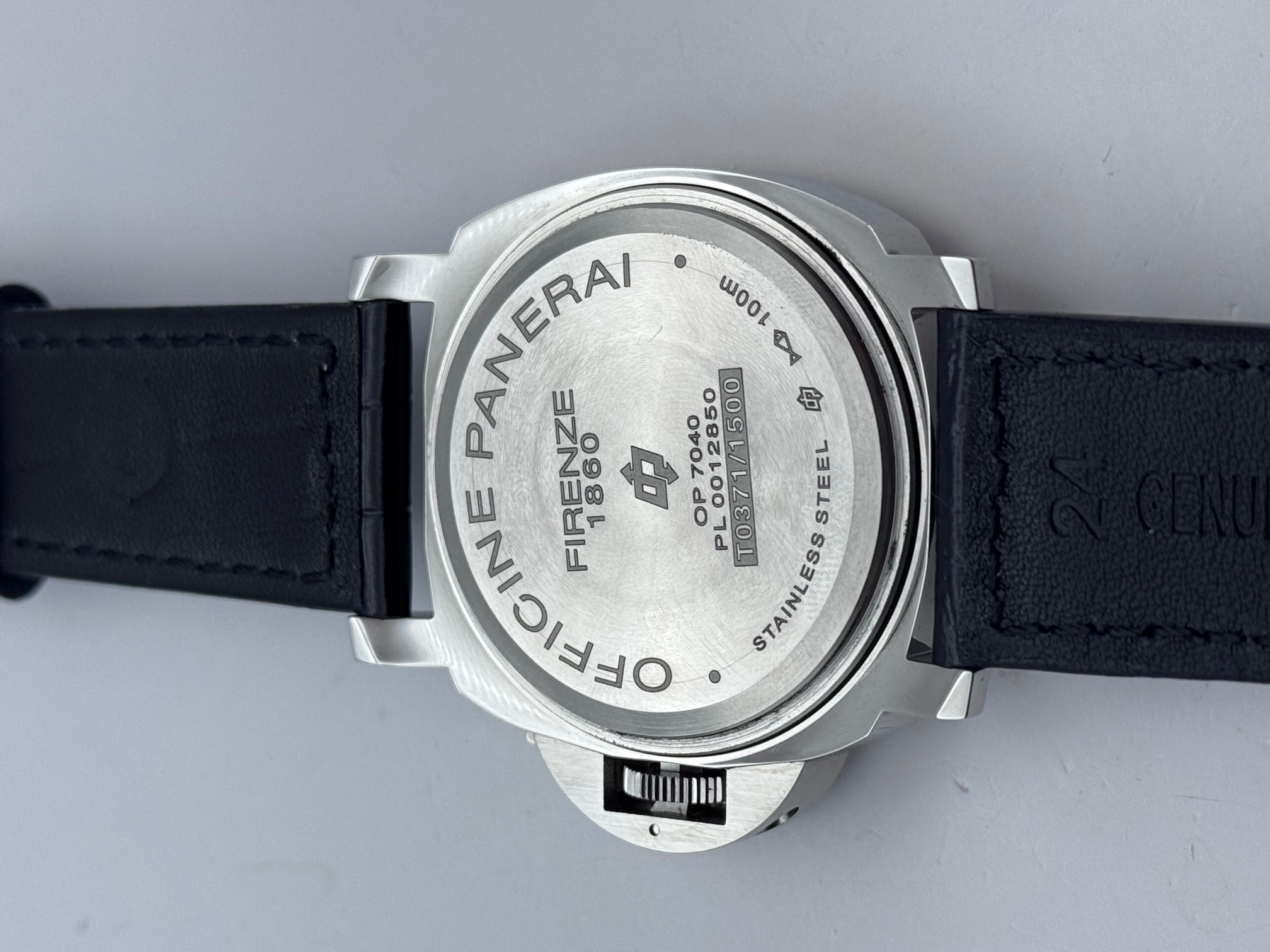 Caseback / engraving